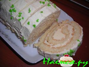 Бисквитный рулет с кремом
