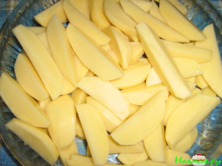 Картошка деревенская с сосисками