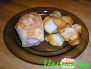 Куриные рулетики с крабовыми палочками Куриные рулетики с крабовыми палочками