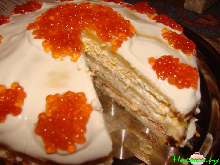 Торт "Закусочный" с лососем и творогом