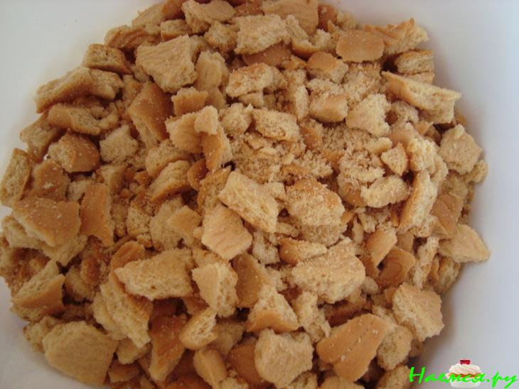 Сладкая колбаса с печеньем