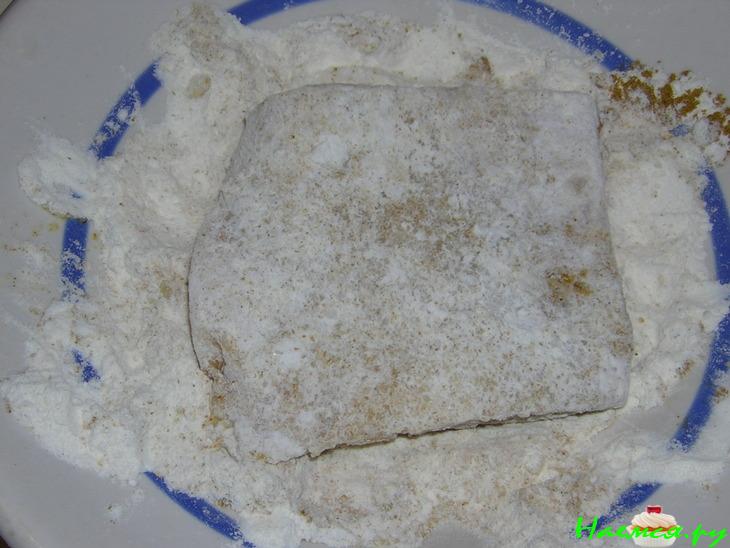 Филе пангасиуса со сладким перцем и ананасами