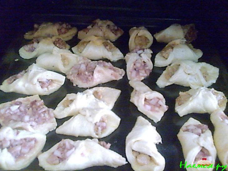 Слойка с яблоками и орешками