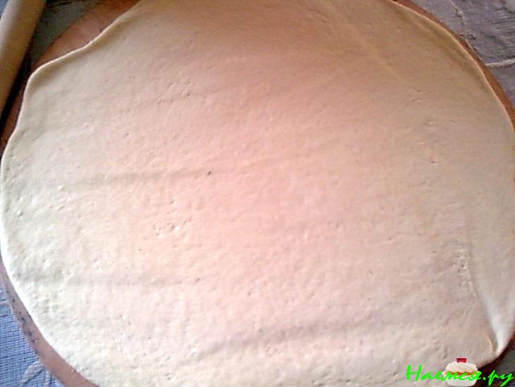 Слойка с яблоками и орешками