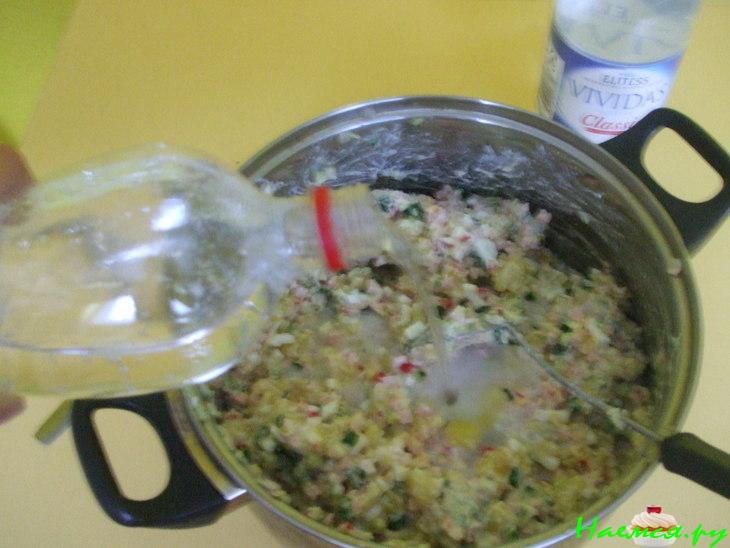 Окрошка на сливках с газированной минеральной водой