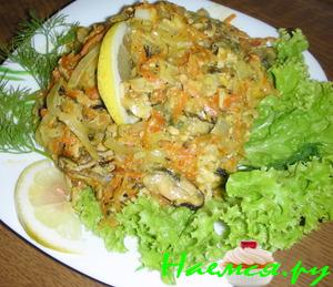 Тёплый салат с мидиями