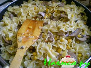 Маракончики с пикантным соусом