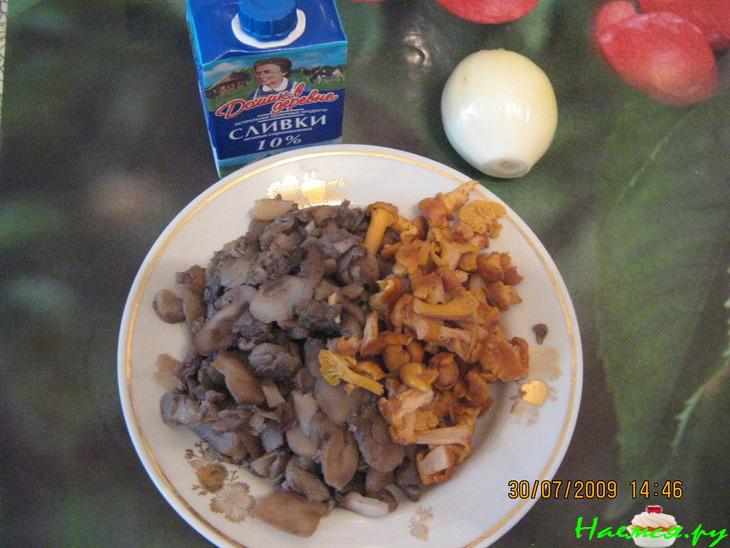 Супчик дня с шампиньонами и лисичками