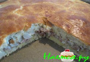 Пирог с рыбой (консервой)