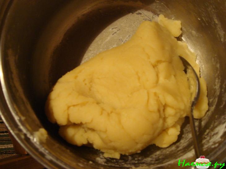 Заварные пирожные в шоколадной глазури