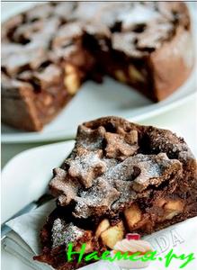 Шоколадный яблочный торт