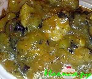 Тушеное куриное филе с манго