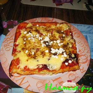 Пицца-пирог с грибной начинкой