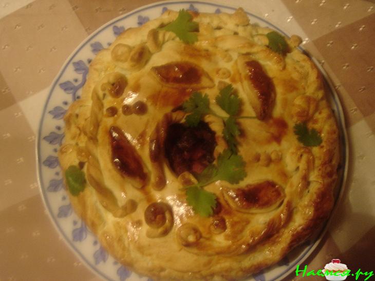 Английский мясной пирог с красной фасолью