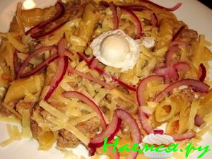 Пенне с мясным соусом и яйцом "Пашот" Пенне с мясным соусом и яйцом "Пашот"