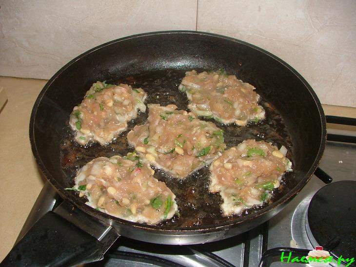 Куриные оладушки с соусом Терияки Куриные оладушки с соусом Терияки