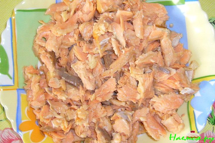 Суп рыбный густой с морской капустой и сыром