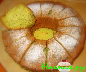 Кекс с маком и изюмом