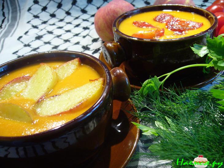 Суп из паприки с персиками