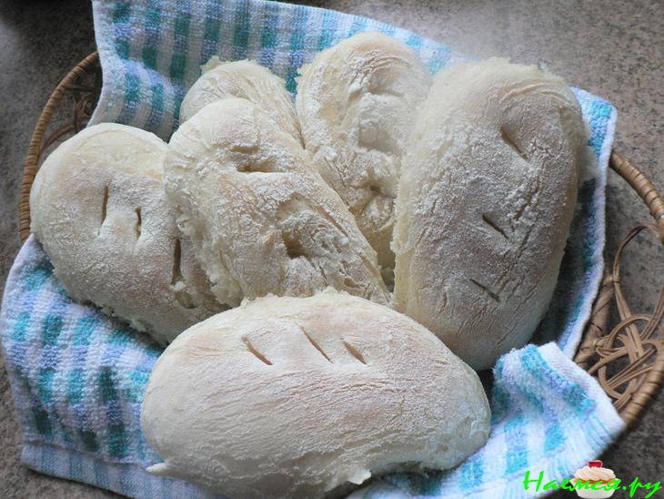 Панини - пресные итальянские булочки