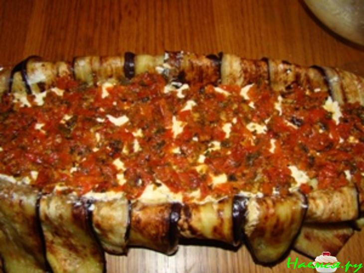 Баклажанный рулет с сырным паштетом