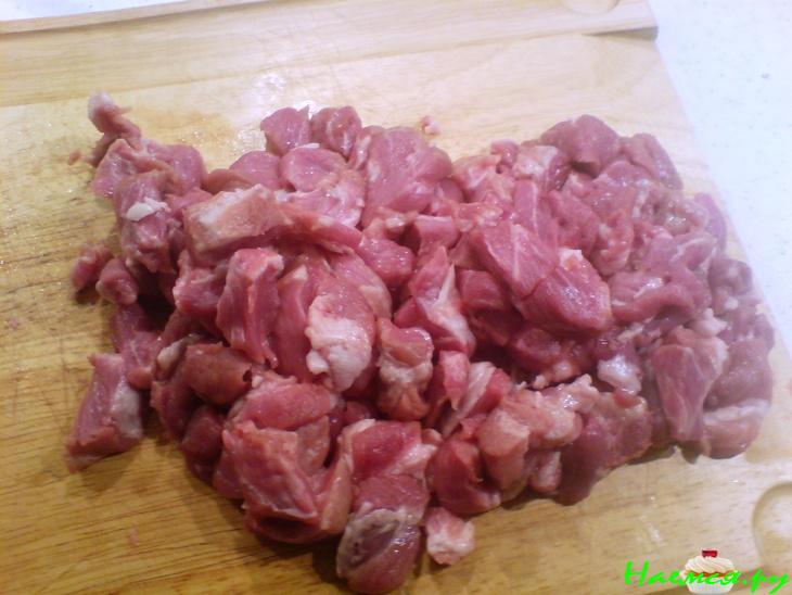 Свинина в тесте с сулугуни