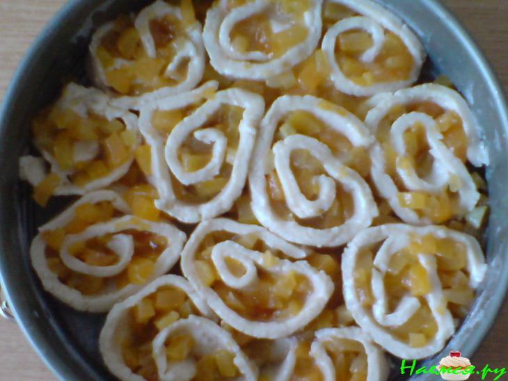 Абрикосовый пирог с творогом