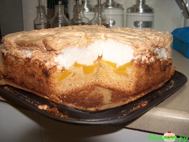 Пирог-торт с персиками