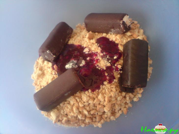 Сладкая колбаса с творожным сырком