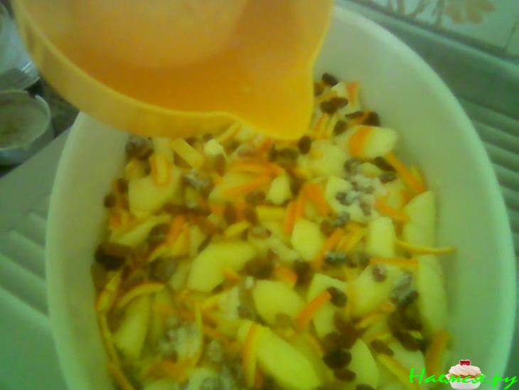 Apple-crumble (Яблоко под коркой)