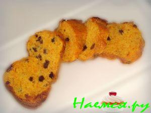 Морковный кекс с изюмом и красным вином
