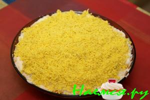 Салат из печени трески