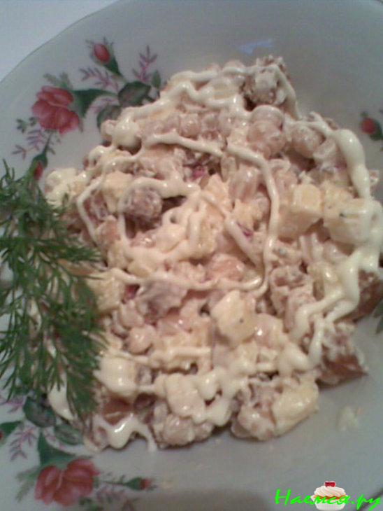 Фасолевый салат с яблочком