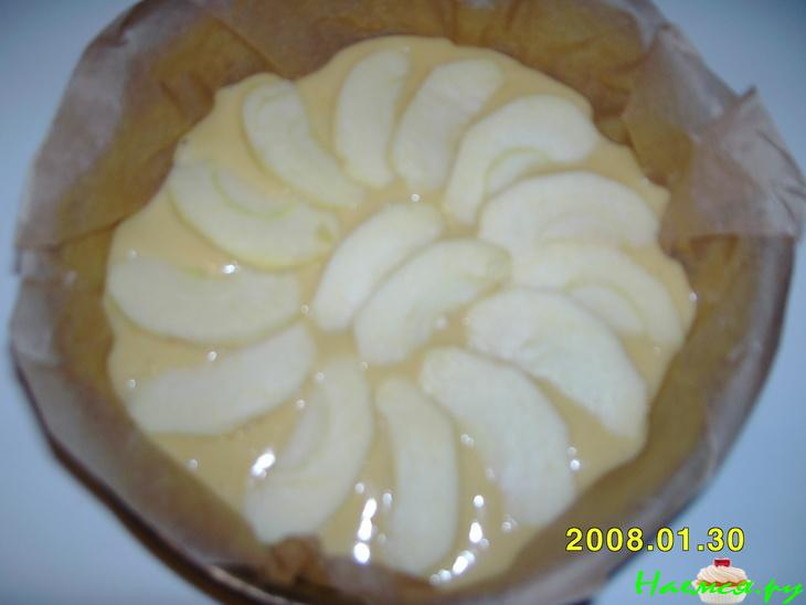 Яблочный пирог на молоке