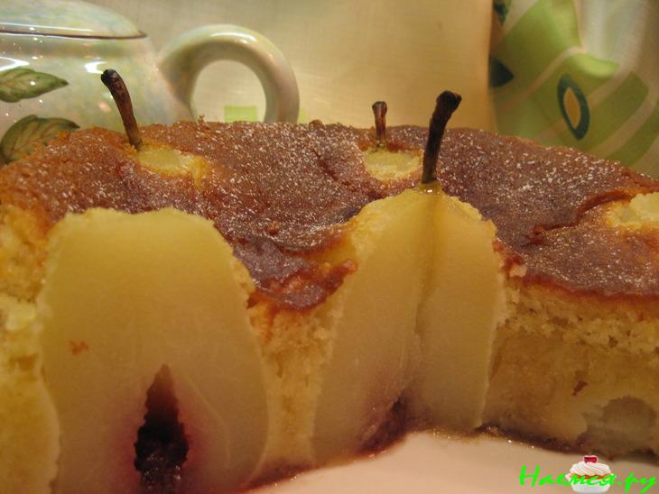 Торт бисквитный с грушами в сиропе Торт бисквитный с грушами в сиропе