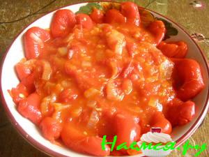 Печенный перец с подливкой