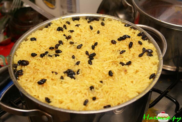 Узбекский плов с барбарисом и тмином Узбекский плов с барбарисом и тмином