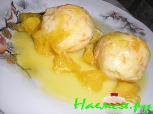 Фрикадельки из моркови и творога с цукатами