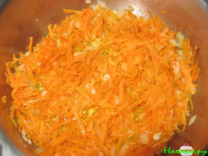 Чечевичный суп с копченой индейкой