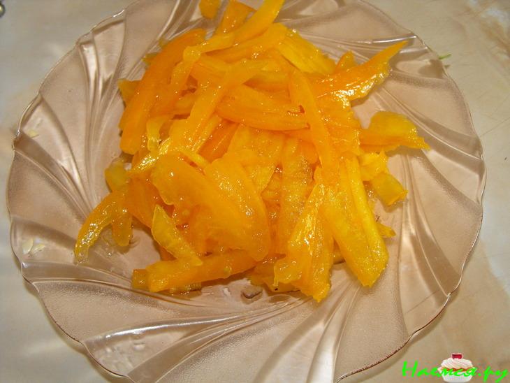 Салат из пекинской капусты с кальмарами