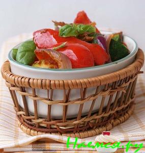 Овощи в фольге с красным песто