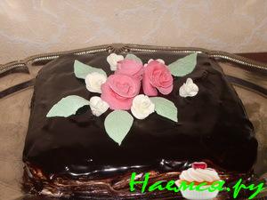 Торт "Белочка" с кремом в глазури