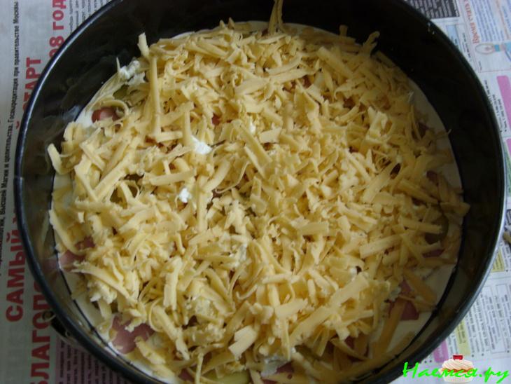 Пирог "Гость на пороге" с копчеными сосисками