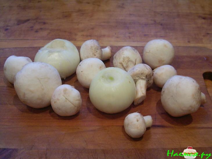 Флан с грибами и луком