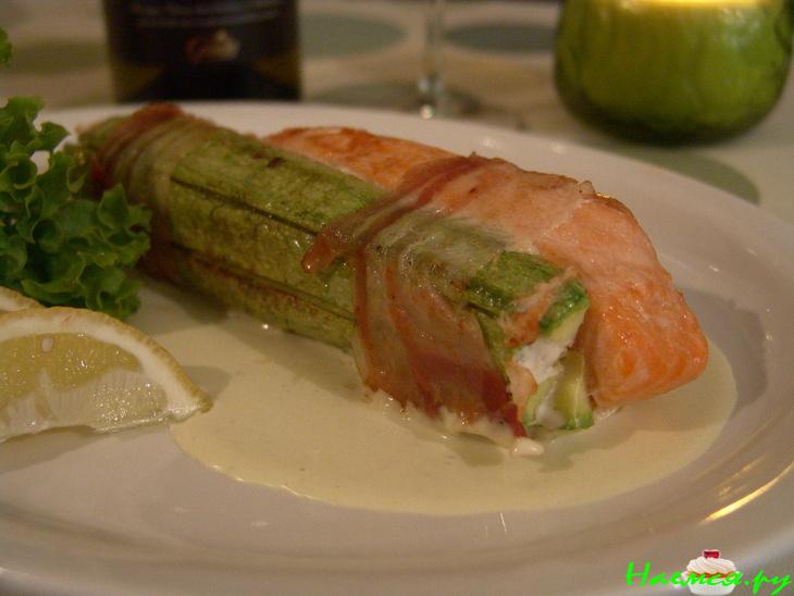 Семга с кабачком