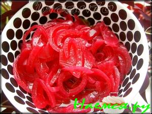 Маринованный лук с медом