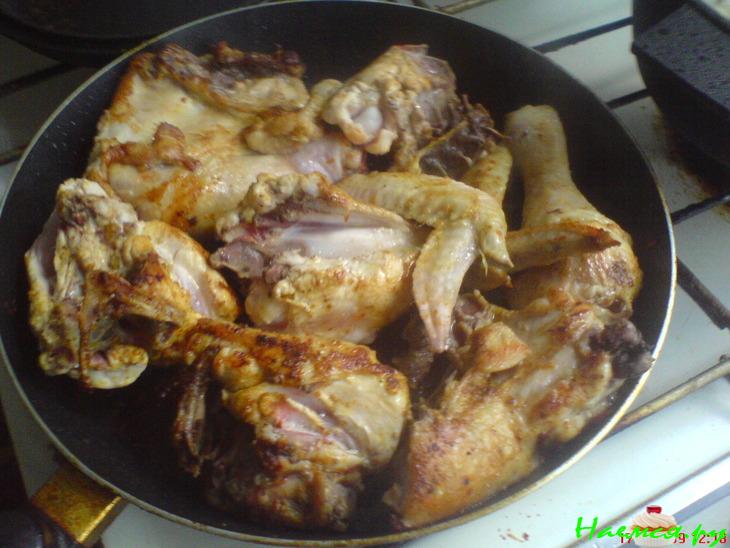 Курочка в аджике