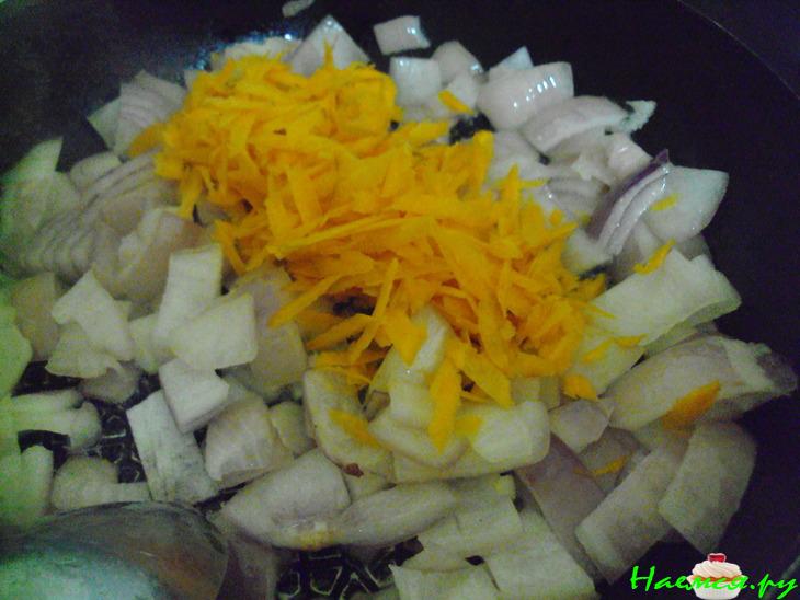 Свинина с рисом и овощами, типа плов