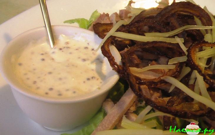 Салат с сельдереем и бужениной