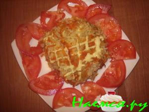 Рыбка под рисово-овощной шубой